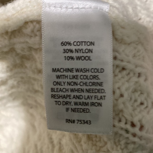 Between Me and You cream color cardigan in size small - Picture 7 of 7